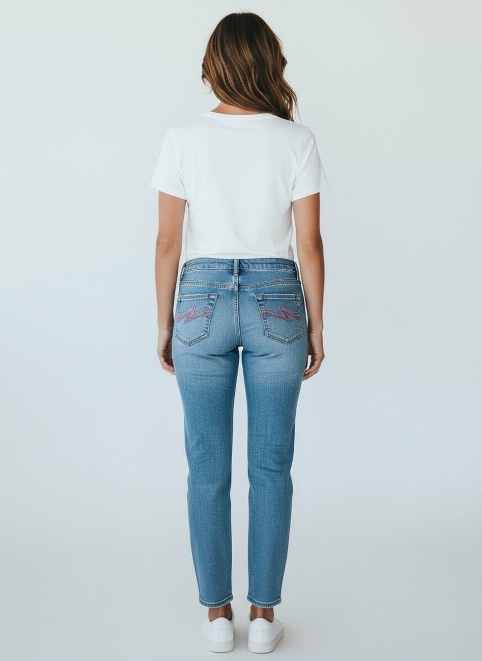 One Tuff Babe Jeans. Pink embroidered pockets. 3/4. Small hole see pic
